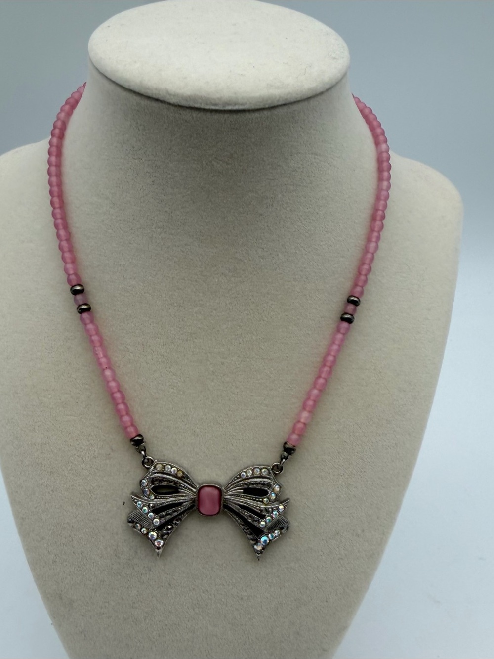 1928 Pink Beaded Bow Pendant Necklace 16 Inch - Women's Jewelry